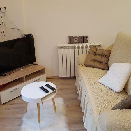 Studio Apartman D&D Баньоле Екстер'єр фото