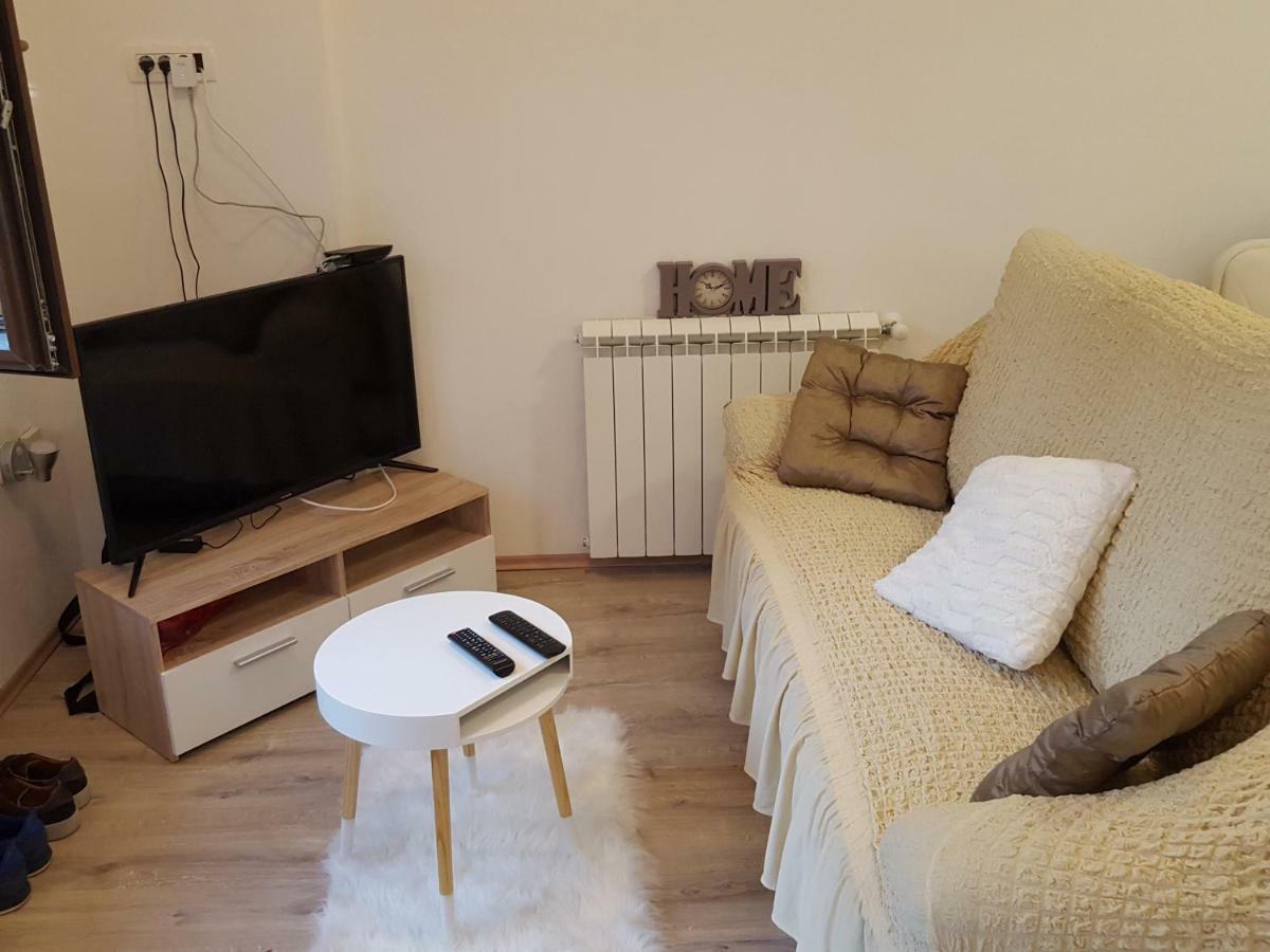 Studio Apartman D&D Баньоле Екстер'єр фото